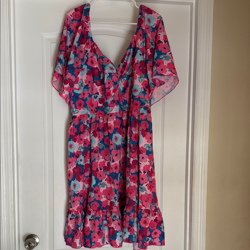 Floral V-Neck Dress with Ruffle Hem